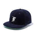 59FIFTY FEAR OF GOD ESSENTIALS コーデュロイ Fロゴ ネイビー ケリーグリーンアンダーバイザー - 13495383-700 | NEW ERA ニューエラ公式オンラインストア
