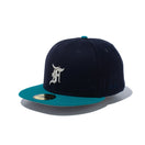 59FIFTY FEAR OF GOD ESSENTIALS The Classic Collection シアトル・マリナーズ ネイビー エメラルドグリーンバイザー - 13682128-700 | NEW ERA ニューエラ公式オンラインストア