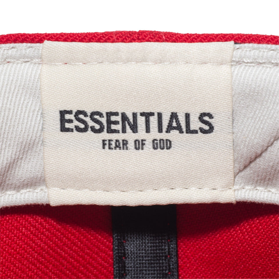 59FIFTY FEAR OF GOD ESSENTIALS The Classic Collection シンシナティ・レッズ レッド × ホワイト ケリーアンダーバイザー - 13682146-700 | NEW ERA ニューエラ公式オンラインストア