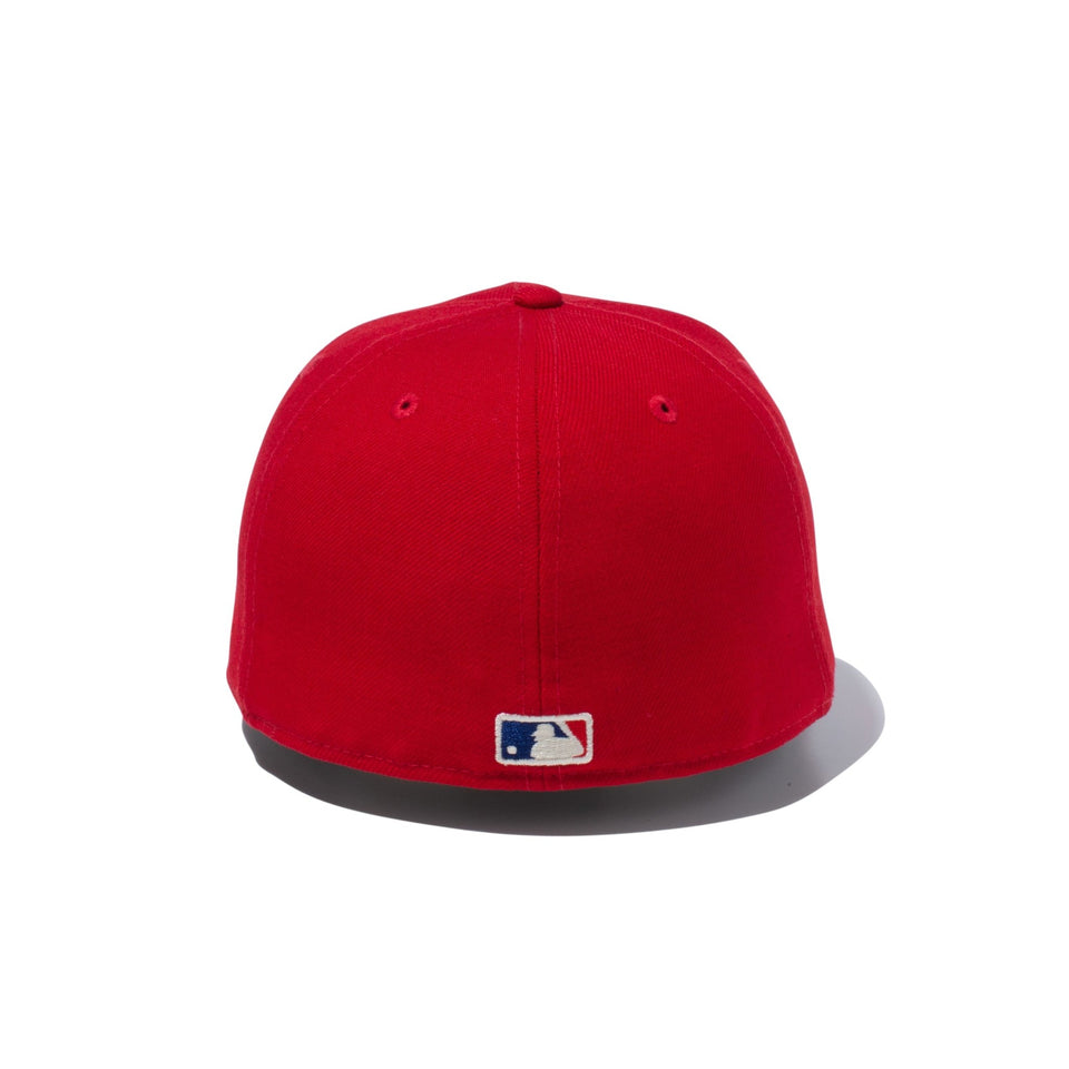 59FIFTY FEAR OF GOD ESSENTIALS The Classic Collection シンシナティ・レッズ レッド × ホワイト ケリーアンダーバイザー - 13682146-700 | NEW ERA ニューエラ公式オンラインストア