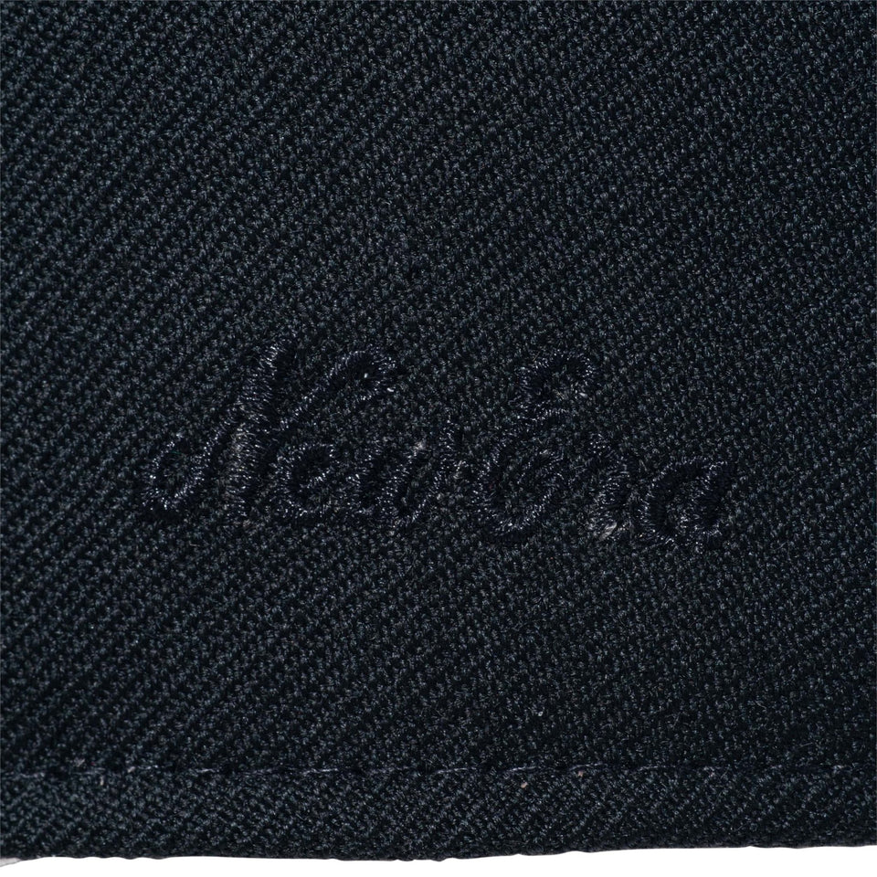 59FIFTY FEAR OF GOD ESSENTIALS The Classic Collection シカゴ・ホワイトソックス ブラック グレーアンダーバイザー - 13682147-700 | NEW ERA ニューエラ公式オンラインストア