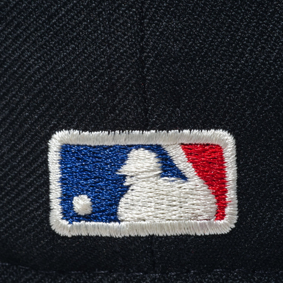 59FIFTY FEAR OF GOD ESSENTIALS The Classic Collection ボルティモア・オリオールズ クロームホワイト / ブラック オレンジバイザー - 13682151-700 | NEW ERA ニューエラ公式オンラインストア