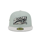 59FIFTY Hometown Roots バッファロー・バイソンズ ストーングリーン グレーアンダーバイザー - 13555063-700 | NEW ERA ニューエラ公式オンラインストア