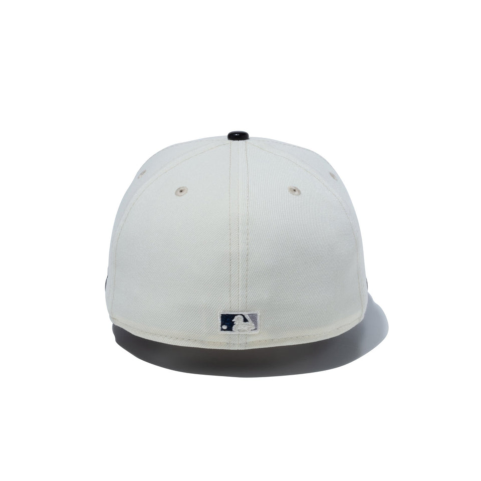 59FIFTY Leather Visor ニューヨーク・ヤンキース クロームホワイト ブラックレザー - 14132560-700 | NEW ERA ニューエラ公式オンラインストア