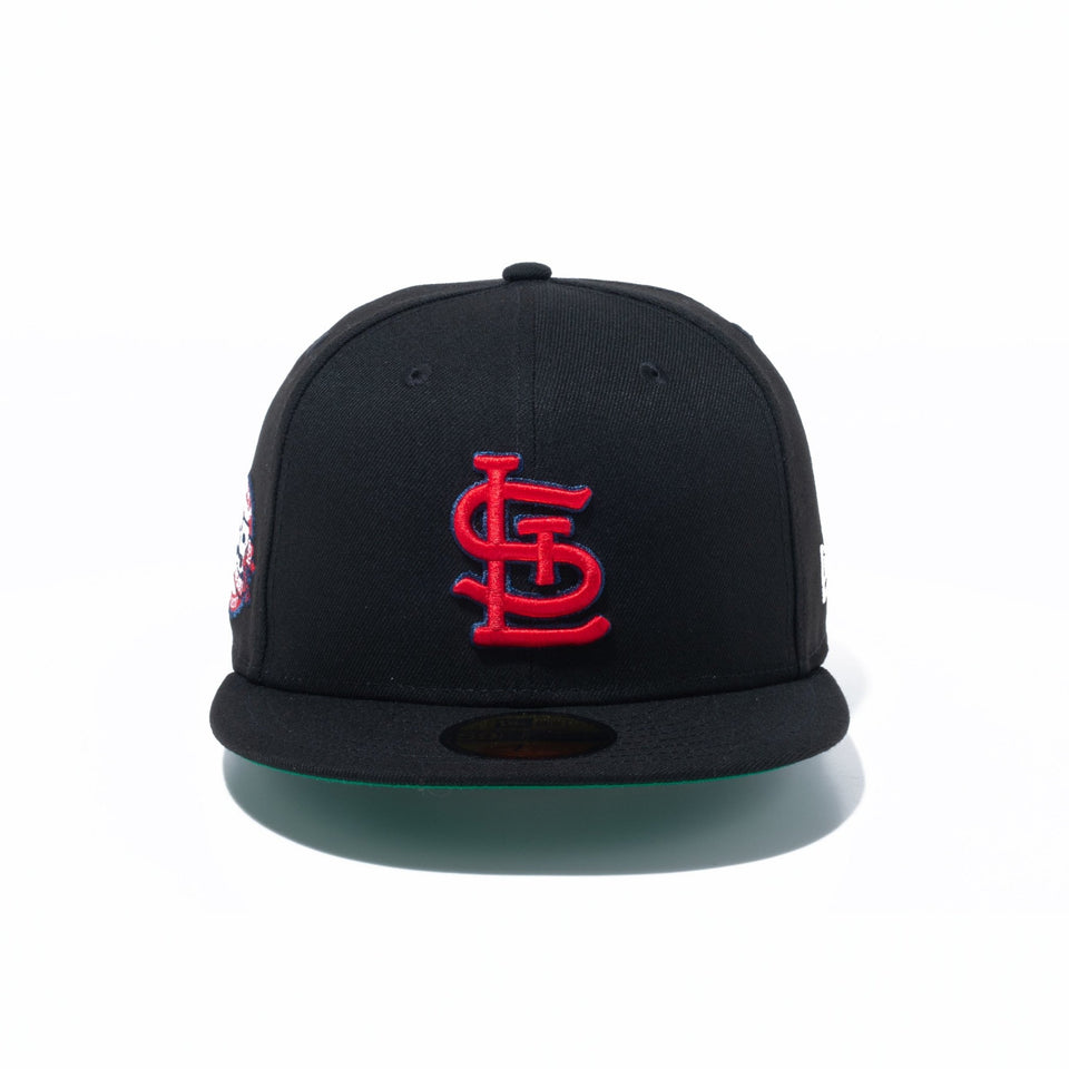 59FIFTY Metallic Logo セントルイス・カージナルス ブラック ケリーグリーンアンダーバイザー - 13534737-700 | NEW ERA ニューエラ公式オンラインストア