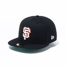 59FIFTY Metallic Logo サンフランシスコ・ジャイアンツ ブラック ケリーグリーンアンダーバイザー - 13534738-700 | NEW ERA ニューエラ公式オンラインストア