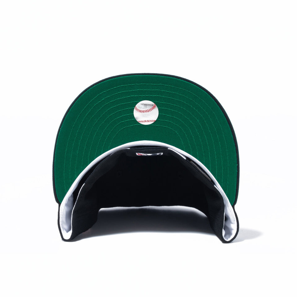 59FIFTY Metallic Logo フィラデルフィア・フィリーズ ブラック ケリーグリーンアンダーバイザー - 13534740-700 | NEW ERA ニューエラ公式オンラインストア