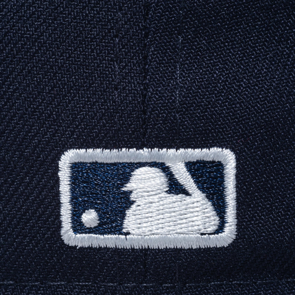 59FIFTY MLB Leather Logo ニューヨーク・ヤンキース ネイビー - 13751132-700 | NEW ERA ニューエラ公式オンラインストア