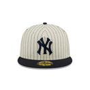 59FIFTY Retro Script ニューヨーク・ヤンキース クーパーズタウン ピンストライプ クロームホワイト ネイビーバイザー - 13743504-700 | NEW ERA ニューエラ公式オンラインストア