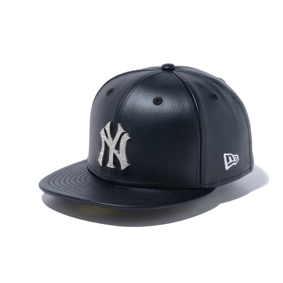 59FIFTY Rhinestone Badge ラインストーンバッジ ニューヨーク・ヤンキース シンセティックレザー ブラック - 13751127-700 | NEW ERA ニューエラ公式オンラインストア