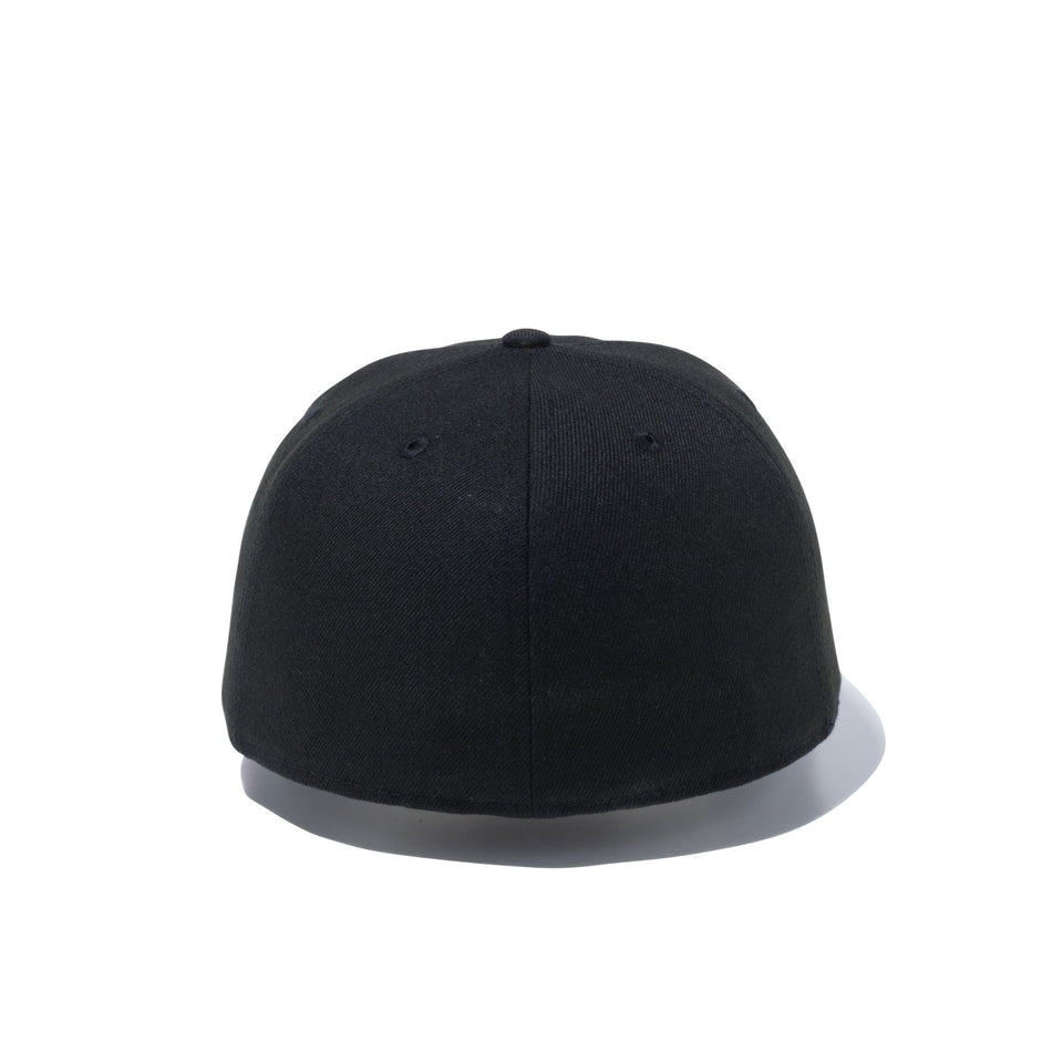 59FIFTY Sandwich Visor ボックスロゴ NEW ERA レッドサンドイッチバイザー ブラック - 12572919-700 | NEW ERA ニューエラ公式オンラインストア