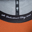59FIFTY St. Valentine's Day バレンタインデー ニューヨーク・メッツ ウォルナット ブラウンアンダーバイザー - 13542623-700 | NEW ERA ニューエラ公式オンラインストア
