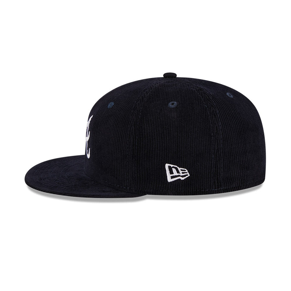 59FIFTY Throwback Corduroy コーデュロイ アトランタ・ブレーブス コーデュロイ ネイビー グレーアンダーバイザー - 13774157-700 | NEW ERA ニューエラ公式オンラインストア