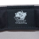 59FIFTY TOM and JERRY トムとジェリー スクエアロゴ ストーン ストームグレーバイザー - 13772660-700 | NEW ERA ニューエラ公式オンラインストア