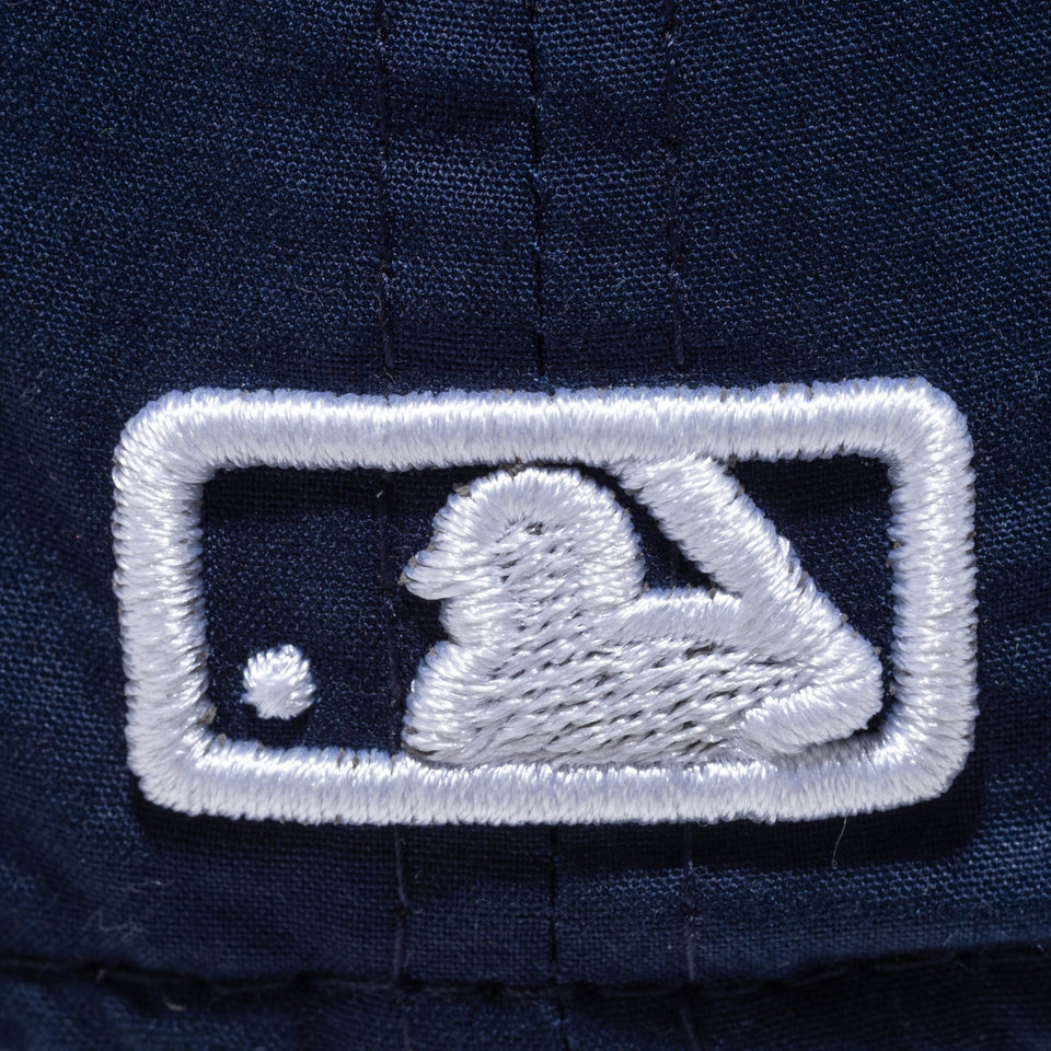 59FIFTY Typewriter タイプライター ニューヨーク・ヤンキース ネイビー/ブラック - 13516103-700 | NEW ERA ニューエラ公式オンラインストア