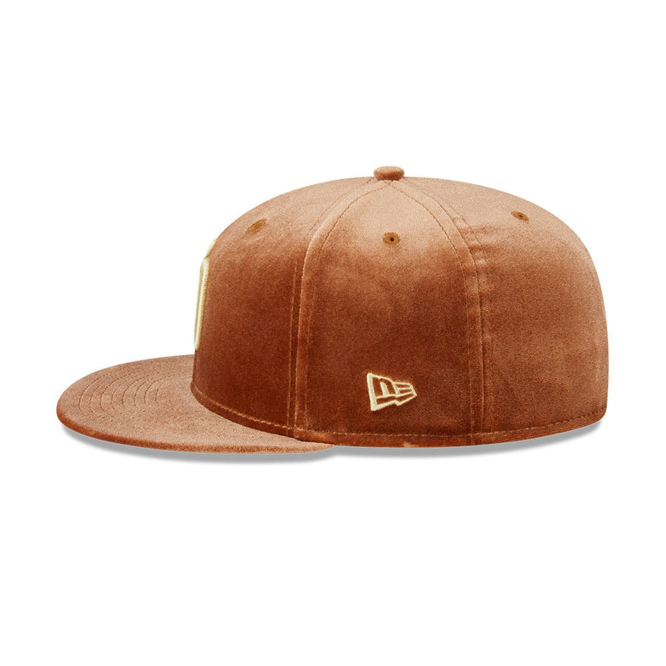 59FIFTY Vintage Velvet サンディエゴ・パドレス ライトブラウン - 13935246-700 | NEW ERA ニューエラ公式オンラインストア