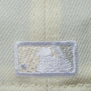59FIFTY White Collection オークランド・アスレチックス ホワイト × ホワイト ライトブルーアンダーバイザー - 13542617-700 | NEW ERA ニューエラ公式オンラインストア