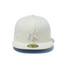 59FIFTY White Collection ニューヨーク・ヤンキース ホワイト × ホワイト ライトブルーアンダーバイザー - 13542618-700 | NEW ERA ニューエラ公式オンラインストア