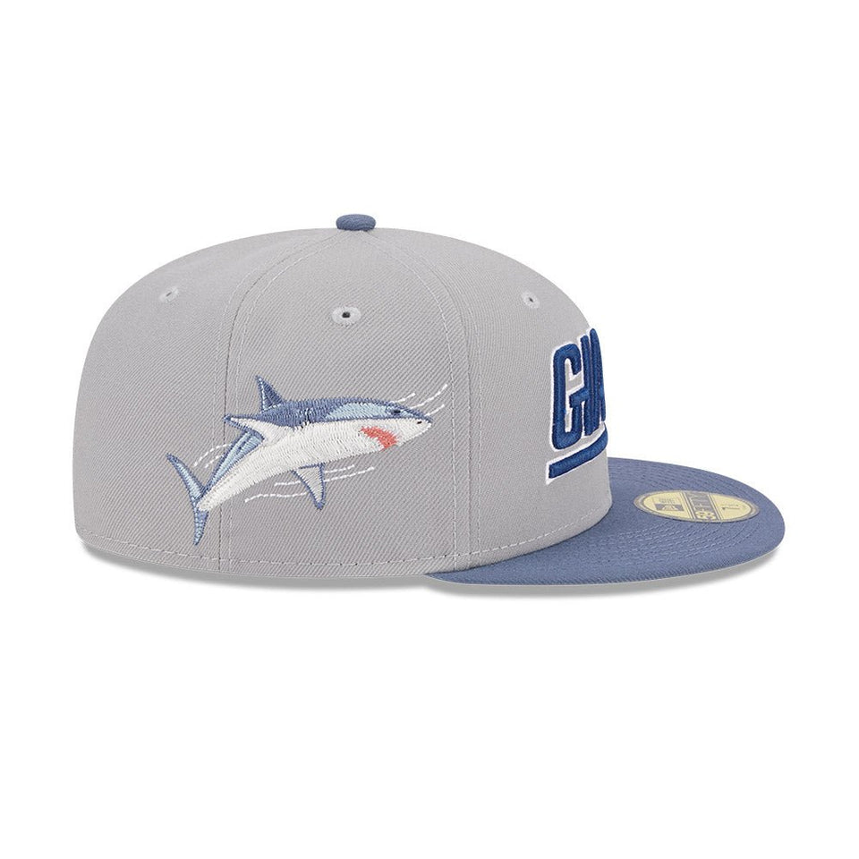 59FIFTY Wildlife ニューヨーク・ジャイアンツ Shark グラファイト グレージュアンダーバイザー - 13704998-700 | NEW ERA ニューエラ公式オンラインストア