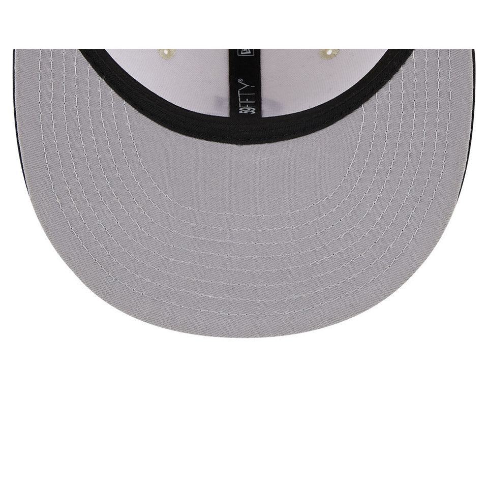 59FIFTY Wildlife シアトル・マリナーズ Whale クロームホワイト グレーアンダーバイザー - 13704987-700 | NEW ERA ニューエラ公式オンラインストア
