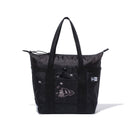 トートバッグ ミニ 6L スタジオジブリ作品 となりのトトロ マックロクロスケ フラッグロゴ ブラック - 12325616-OSFA | NEW ERA ニューエラ公式オンラインストア