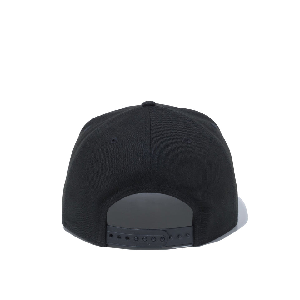 9FIFTY プレイハンド ブラック × メタリックシルバー - 12513946-OSFA | NEW ERA ニューエラ公式オンラインストア