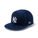9FIFTY ニューヨーク・ヤンキース コーデュロイ ネイビー × スノーホワイト グレーアンダーバイザー - 12540595-OSFM | NEW ERA ニューエラ公式オンラインストア