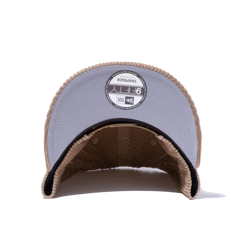 9FIFTY 読売ジャイアンツ コーデュロイ ベージュ - 12884784-SM | NEW ERA ニューエラ公式オンラインストア