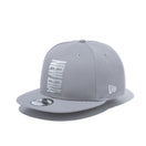 9FIFTY バーチカルロゴ グレー - 13059158-SM | NEW ERA ニューエラ公式オンラインストア