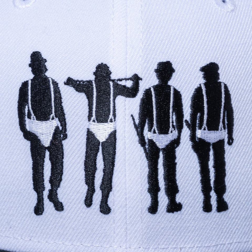 9FIFTY A CLOCKWORK ORANGE 時計じかけのオレンジ アートワーク ホワイト ブラックバイザー - 12836034-SM | NEW ERA ニューエラ公式オンラインストア