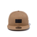 9FIFTY Metal Flag Logo メタルフラッグ ウーブンパッチ カーキ - 13328207-SM | NEW ERA ニューエラ公式オンラインストア