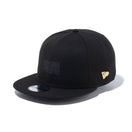 9FIFTY Metal Flag Logo メタルフラッグロゴ ブラック ゴールドメタルピン - 13750622-SM | NEW ERA ニューエラ公式オンラインストア