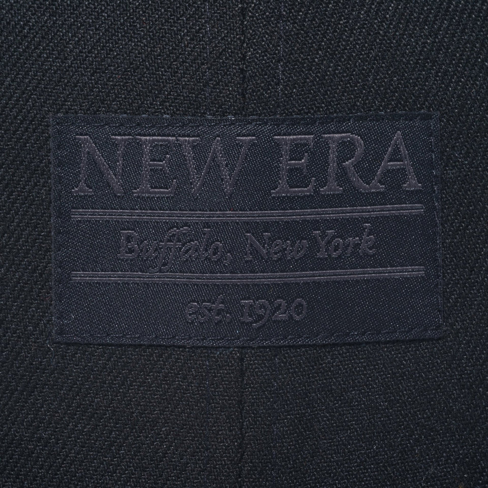 9FIFTY Metal Flag Logo メタルフラッグロゴ ブラック ゴールドメタルピン - 13750622-SM | NEW ERA ニューエラ公式オンラインストア