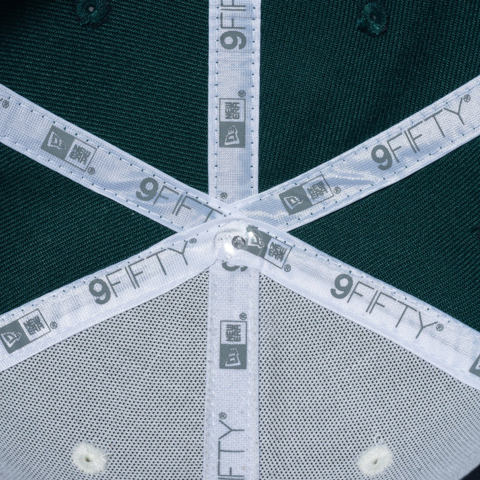 【ゴルフ】 9FIFTY MLB Tri-Color アトランタ・ブレーブス クロームホワイト/ダークグリーン グレーバイザー - 14109181-OSFM | NEW ERA ニューエラ公式オンラインストア