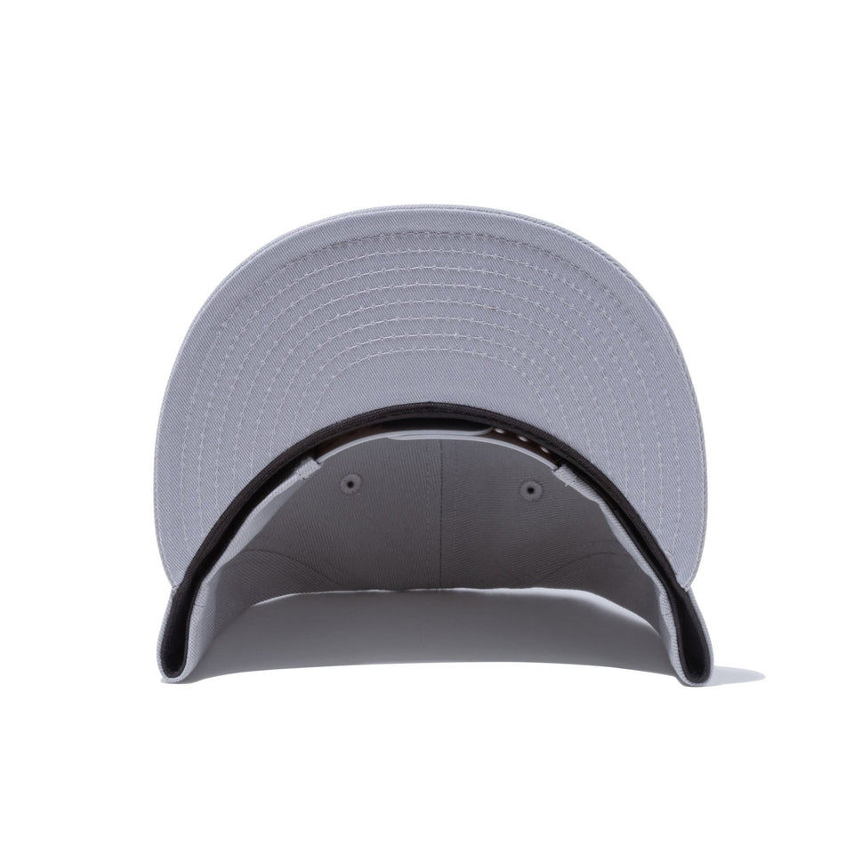 9FIFTY スノーロゴ NEW ERA グレー - 12853842-SM | NEW ERA ニューエラ公式オンラインストア