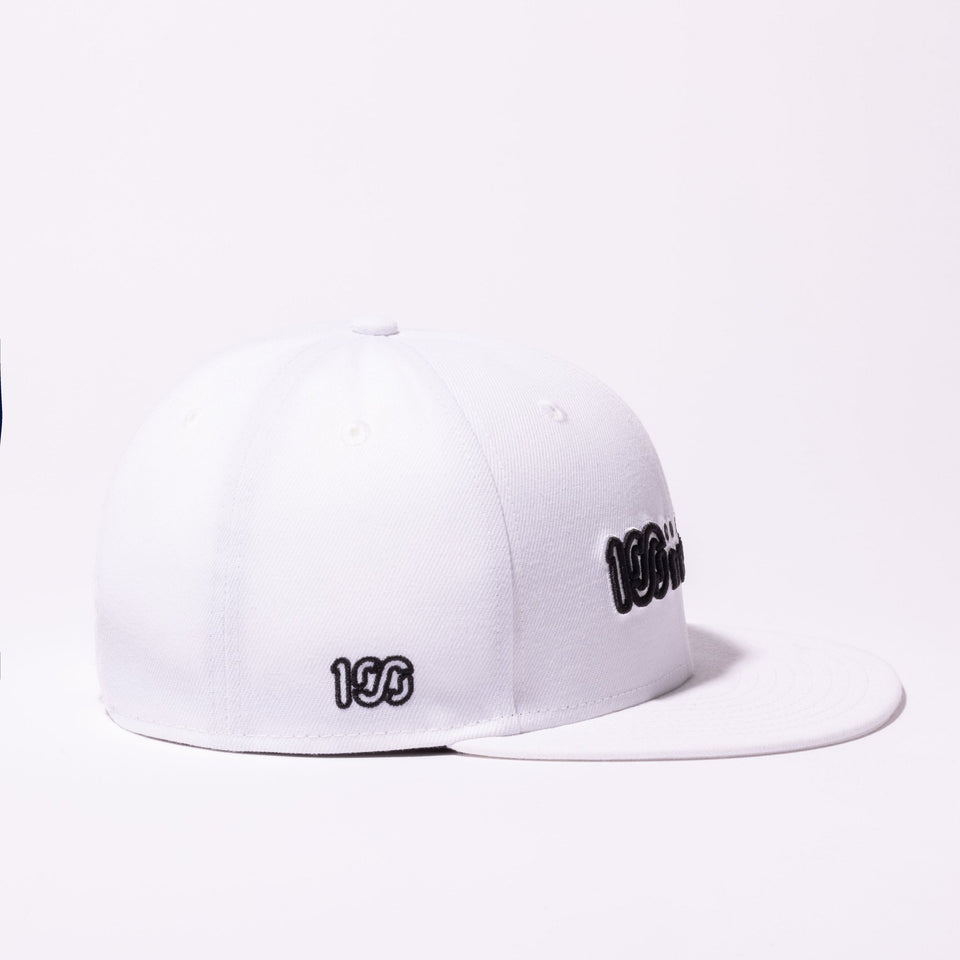 9FIFTY ONEHUNDRED ATHLETIC ブランドロゴ ホワイト - 70742621-OSFA | NEW ERA ニューエラ公式オンラインストア