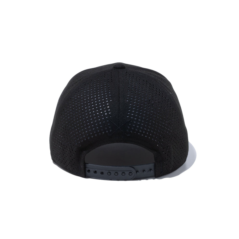 【ゴルフ】 9FIFTY Original Fit Vertical Logo バーチカルロゴ レーザーパフォーテッド ブラック - 13762935-OSFM | NEW ERA ニューエラ公式オンラインストア