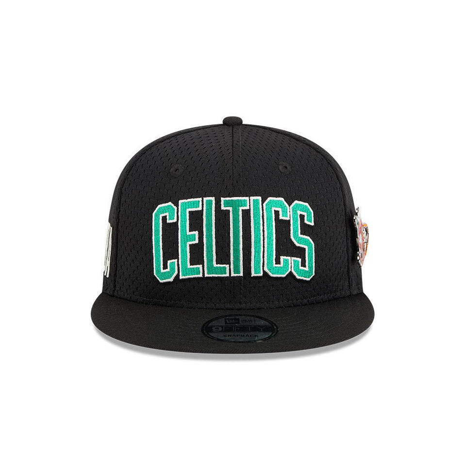 9FIFTY Post-Up Pin ボストン・セルティックス ピンズ メッシュ ブラック - 13774135-OSFM | NEW ERA ニューエラ公式オンラインストア