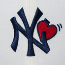 9FIFTY With Heart ニューヨーク・ヤンキース クロームホワイト ネイビーバイザー - 13328199-SM | NEW ERA ニューエラ公式オンラインストア