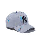 9FORTY A-Frame スプラッシュ エンブロイダリー ニューヨーク・ヤンキース グレー - 12326296-OSFA | NEW ERA ニューエラ公式オンラインストア