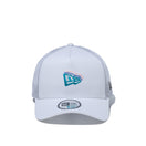 9FORTY A-Frame トラッカー モーションロゴ フラッグロゴ ホワイト - 13059238-OSFM | NEW ERA ニューエラ公式オンラインストア