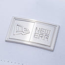 【ゴルフ】 9FORTY A-Frame トラッカー Box Logo ボックスロゴ Metal Plate ホワイト - 14109241-OSFM | NEW ERA ニューエラ公式オンラインストア