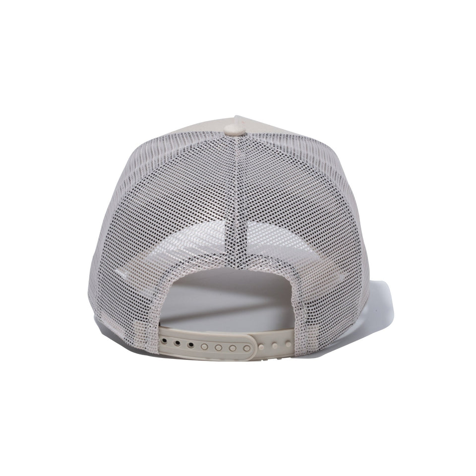 9FORTY A-Frame トラッカー Box Logo ボックスロゴ Trucker ライトクリーム - 13750974-OSFM | NEW ERA ニューエラ公式オンラインストア