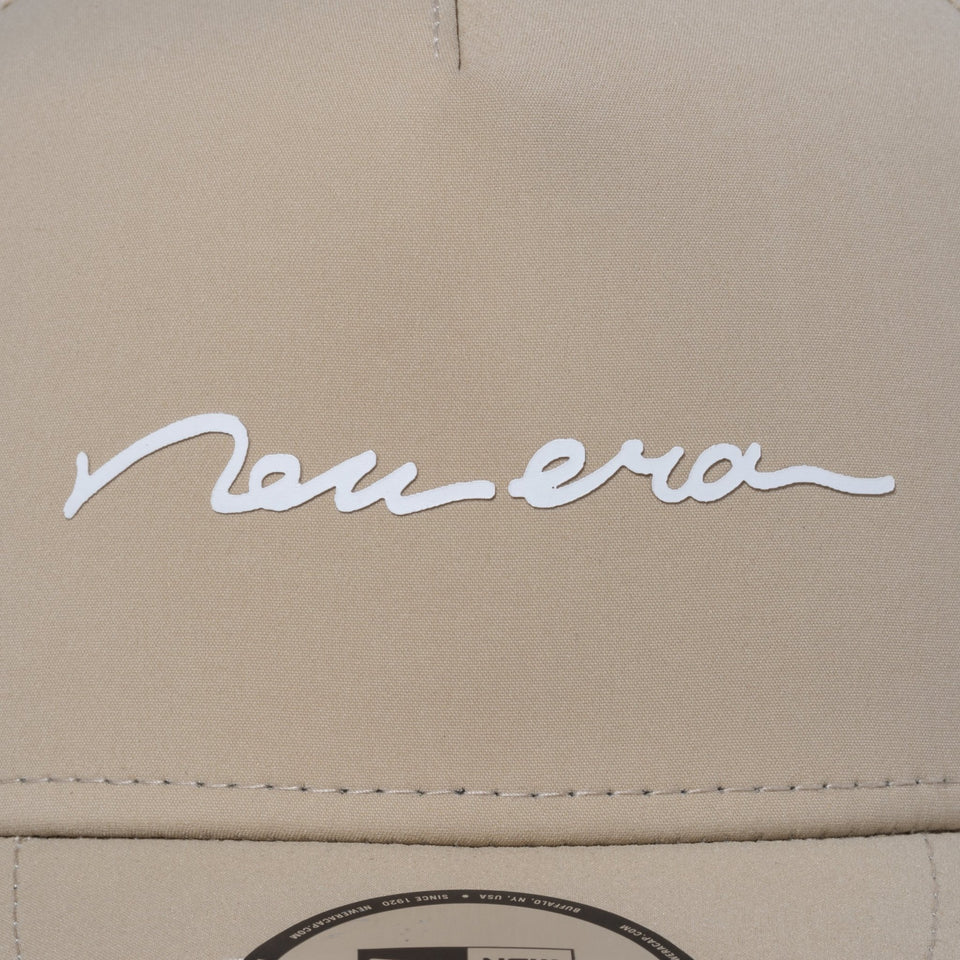 【ゴルフ】 9FORTY A-Frame GORE-TEX PACLITE スクリプトロゴ ベージュ - 13762987-OSFM | NEW ERA ニューエラ公式オンラインストア