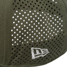 【ゴルフ】 9FORTY A-Frame Laser Perforated ボックスロゴ オリーブ × クロームホワイト/ニューオリーブ - 13517972-OSFM | NEW ERA ニューエラ公式オンラインストア