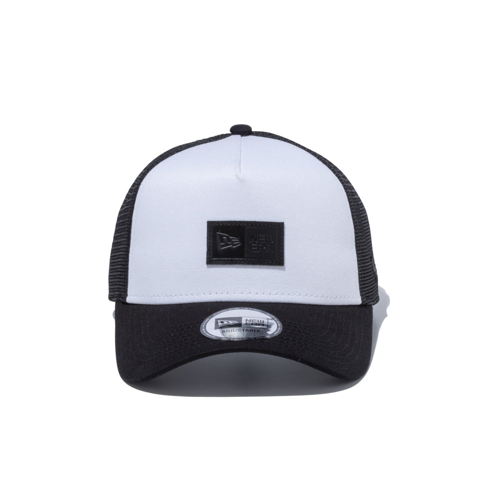 9FORTY A-Frame トラッカー Leather Patch ボックスロゴ ホワイト/ブラック - 13515923-OSFM | NEW ERA ニューエラ公式オンラインストア