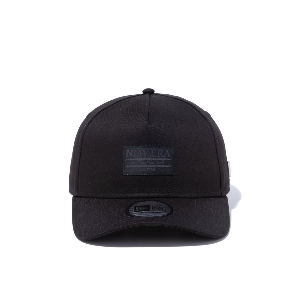 9FORTY A-Frame Metal Flag Logo メタルフラッグ ウーブンパッチ ブラック - 13328271-OSFM | NEW ERA ニューエラ公式オンラインストア