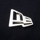 9FORTY A-Frame Metal Flag Logo メタルフラッグロゴ ブラック シルバーメタルピン - 13750643-OSFM | NEW ERA ニューエラ公式オンラインストア