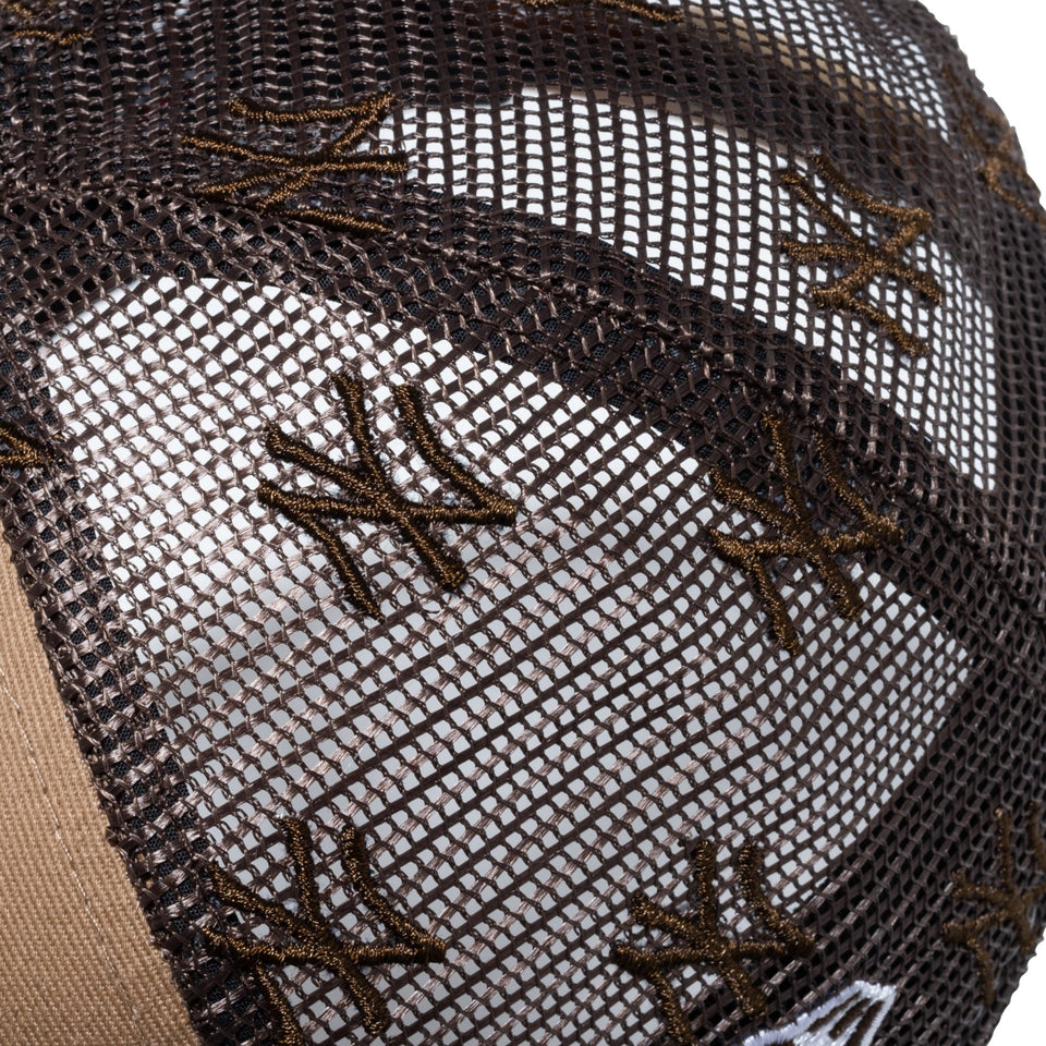 9FORTY A-Frame トラッカー MLB Mesh Embroidery ニューヨーク・ヤンキース カーキ - 13515911-OSFM | NEW ERA ニューエラ公式オンラインストア