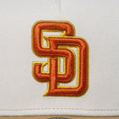 9FORTY A-Frame MLB Tri-Color サンディエゴ・パドレス カーキ/ストーン - 13750980-OSFM | NEW ERA ニューエラ公式オンラインストア